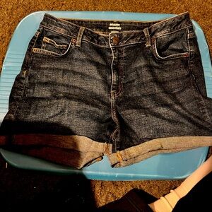 Amazon Essential Jean Shorts